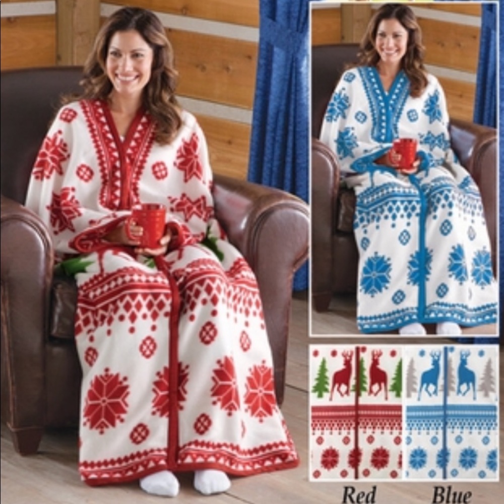 Blue Nordic Snowflake Cuddle Wrap Size Fits All